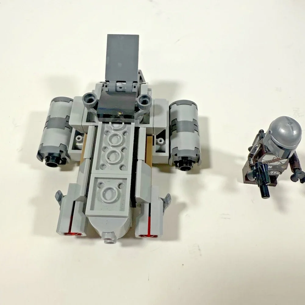 LEGO Star Wars The Mandalorian N-1 Starfighter Microfighter 75363 Kids Grey Set